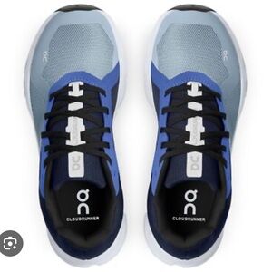 ON Cloud Cloudrunner Shoes